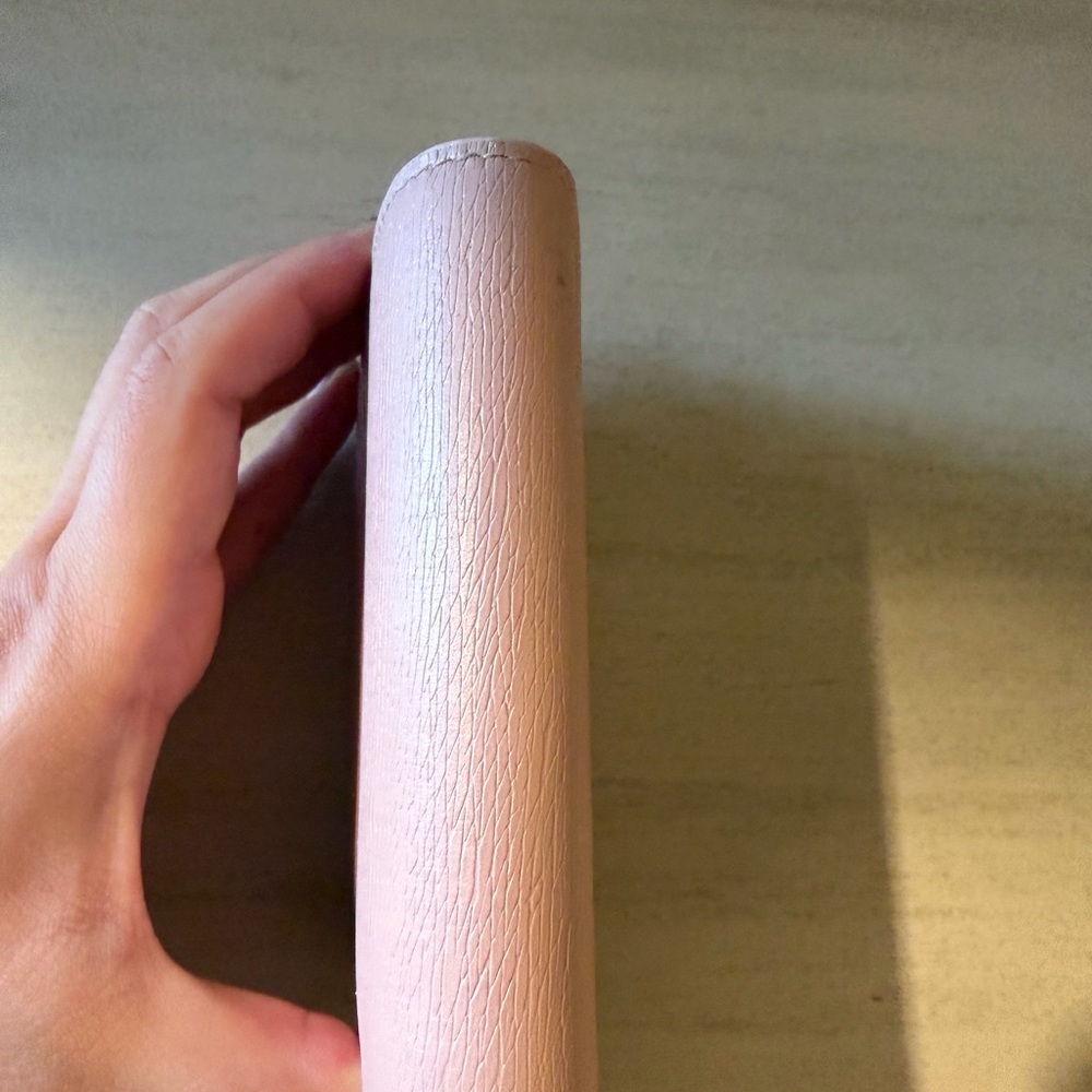 Gucci Mini Wallet With Gucci Script - image 4